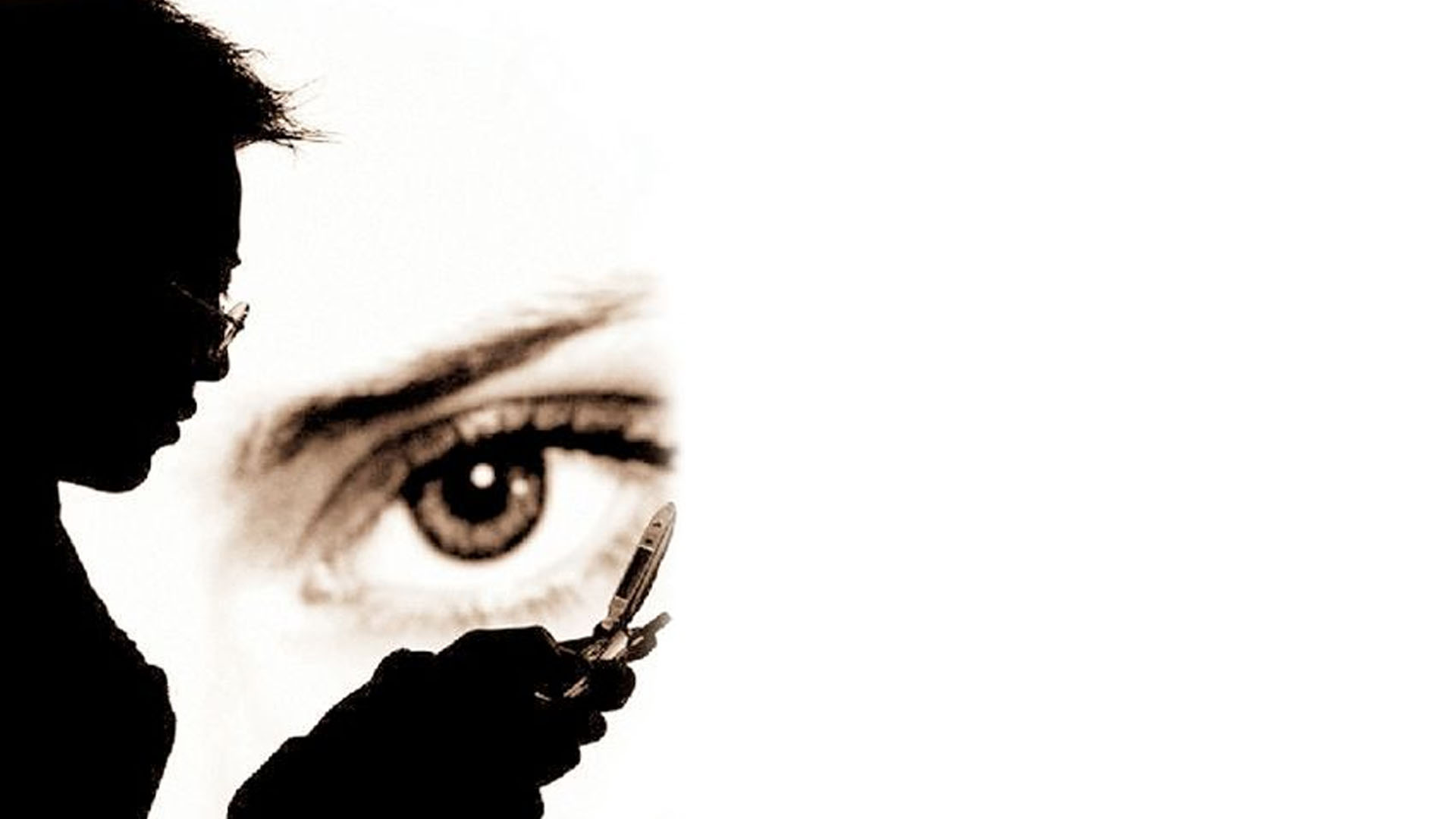 身邊環(huán)境遭遇竊聽危機(jī)，我們?cè)撊绾稳プ觯? width=