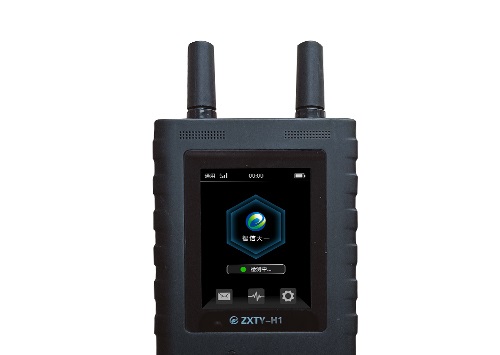 住酒店時怕有針孔攝像頭怎么辦？