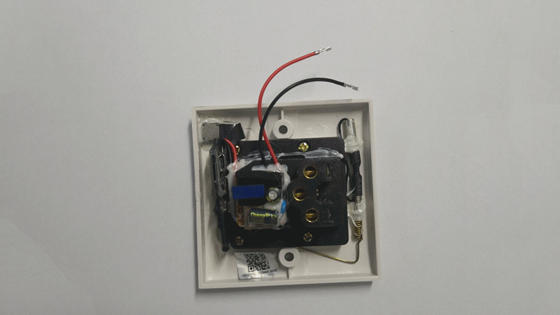 潮州首宗非法銷售竊聽、竊照專用器材案成功破獲，有多少人中招？