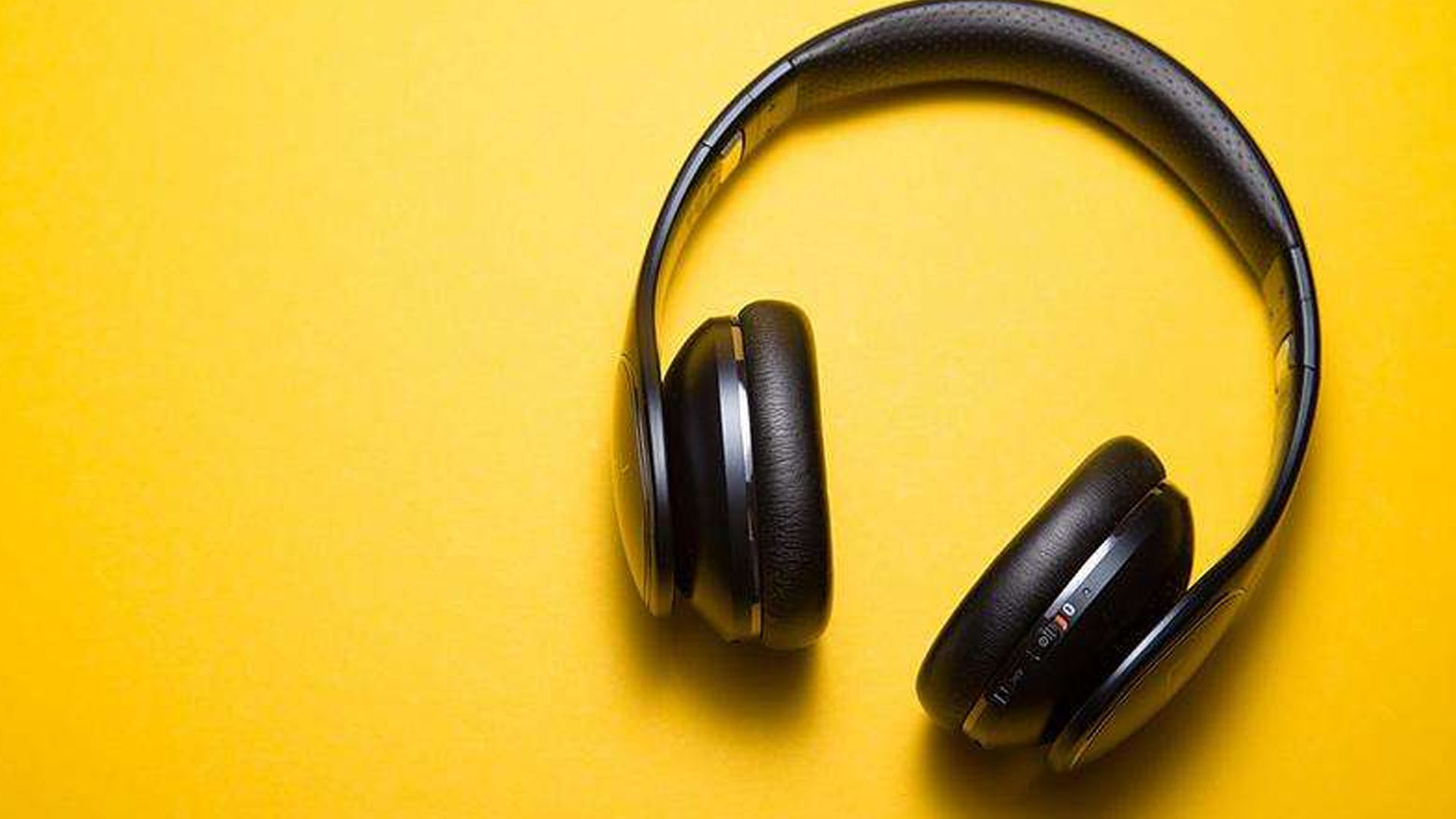 讓人難想到的竊聽設(shè)備，竟是你的耳機(jī)！