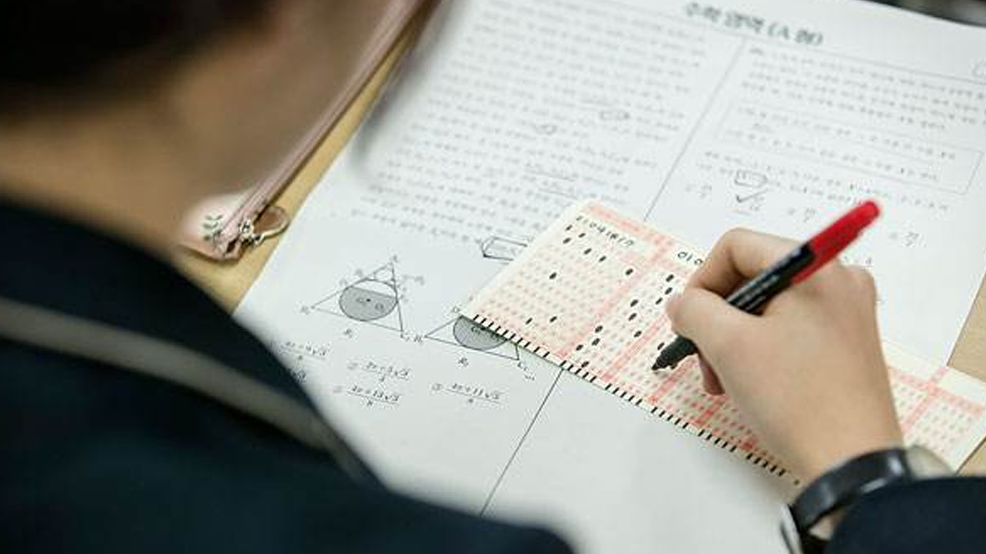 手機(jī)信號屏蔽器為什么能防止作弊呢？